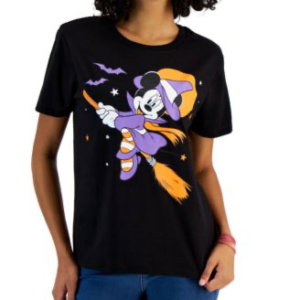 Minnie Mouse goes for a ride on this magic T-shirt from Disney. It's a fun option for class or a day out with friends. Crewneck Cotton, polyester Machine wash Imported
