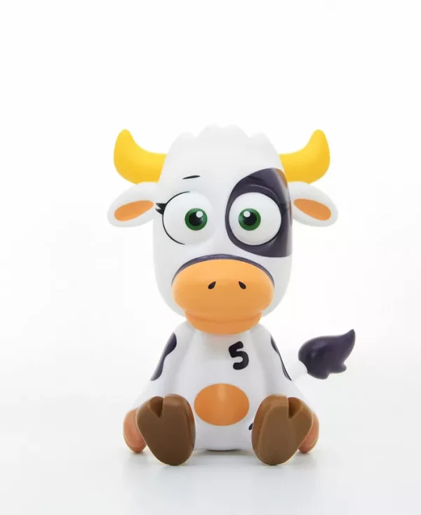 VeeFriends and fam will fall head-over-hoof for this moo-raculous miniature. This cow-llectible is a reminder not to overthink things, because when this cow is with you, common sense is always by your side. Collect all 6 characters in the first wave release of VeeFriends figures.